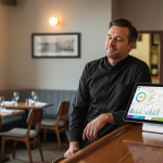 Cómo Reducir Costos con un Sistema TPV en tu Restaurante